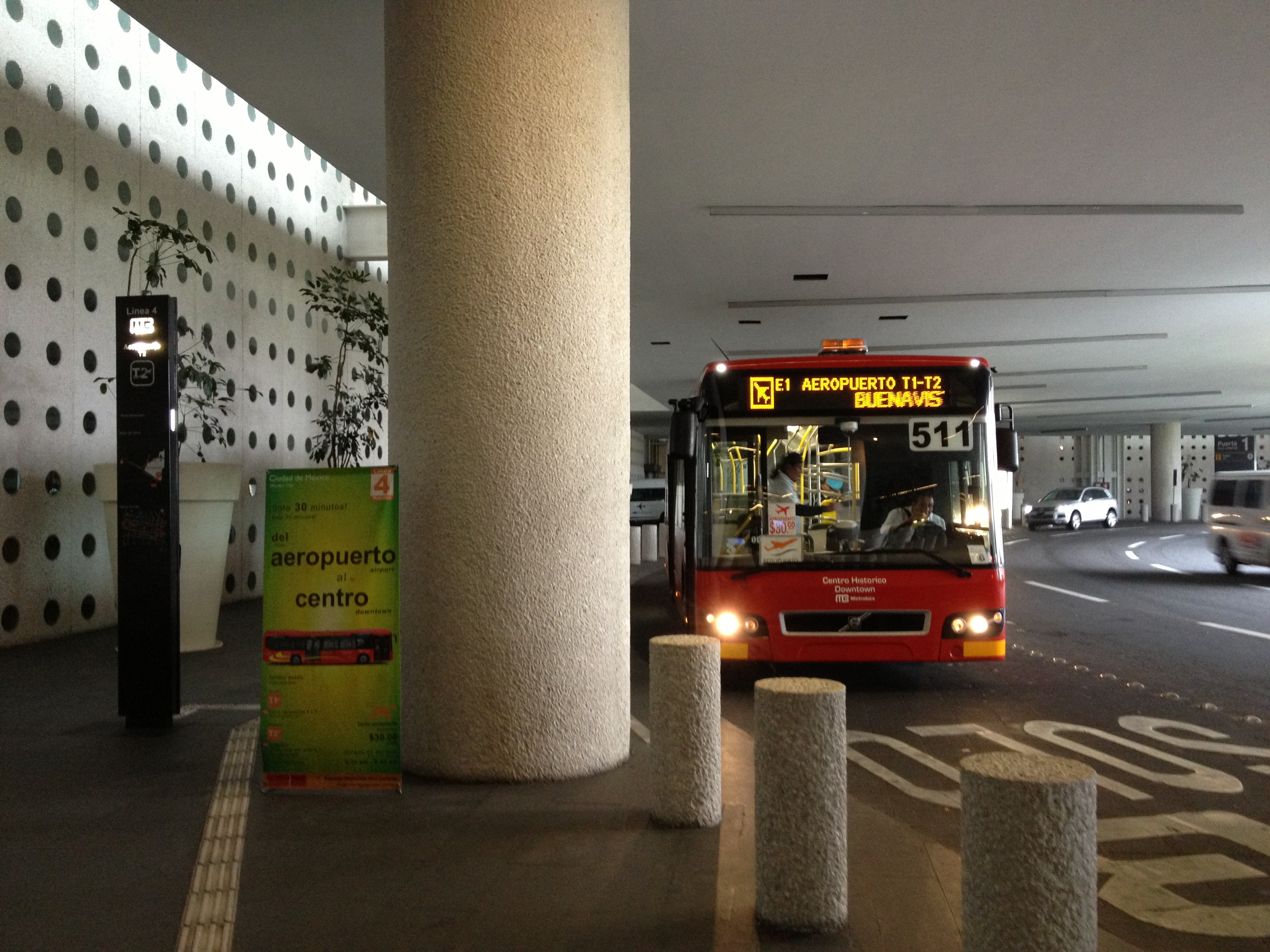 metrobus del aeropuerto de MÃ©xico